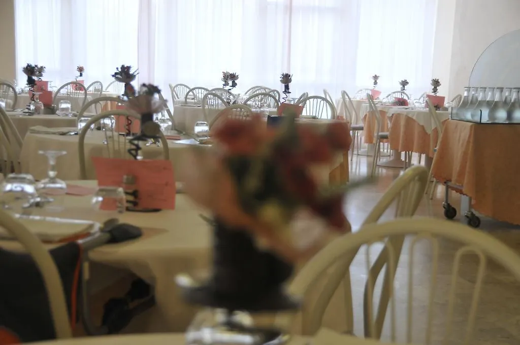 Hotel Embassy Cesenatico İtalya